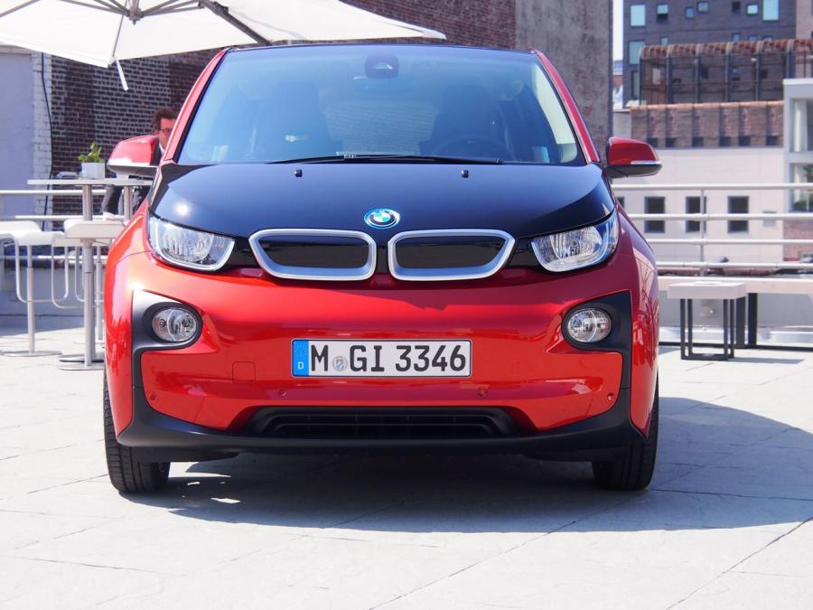  BMW i3 2014 года  (фото 87 из 240)